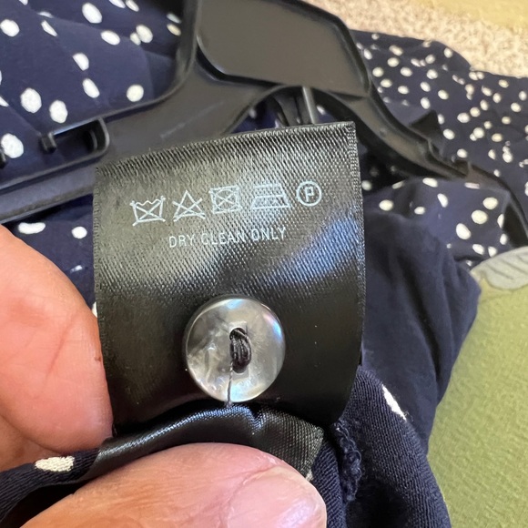 Anthro Tallulah Wide Leg Jumpsuit Navy Polka Dot V Neck Flowy Resort 4 Coastal - Picture 6 of 8